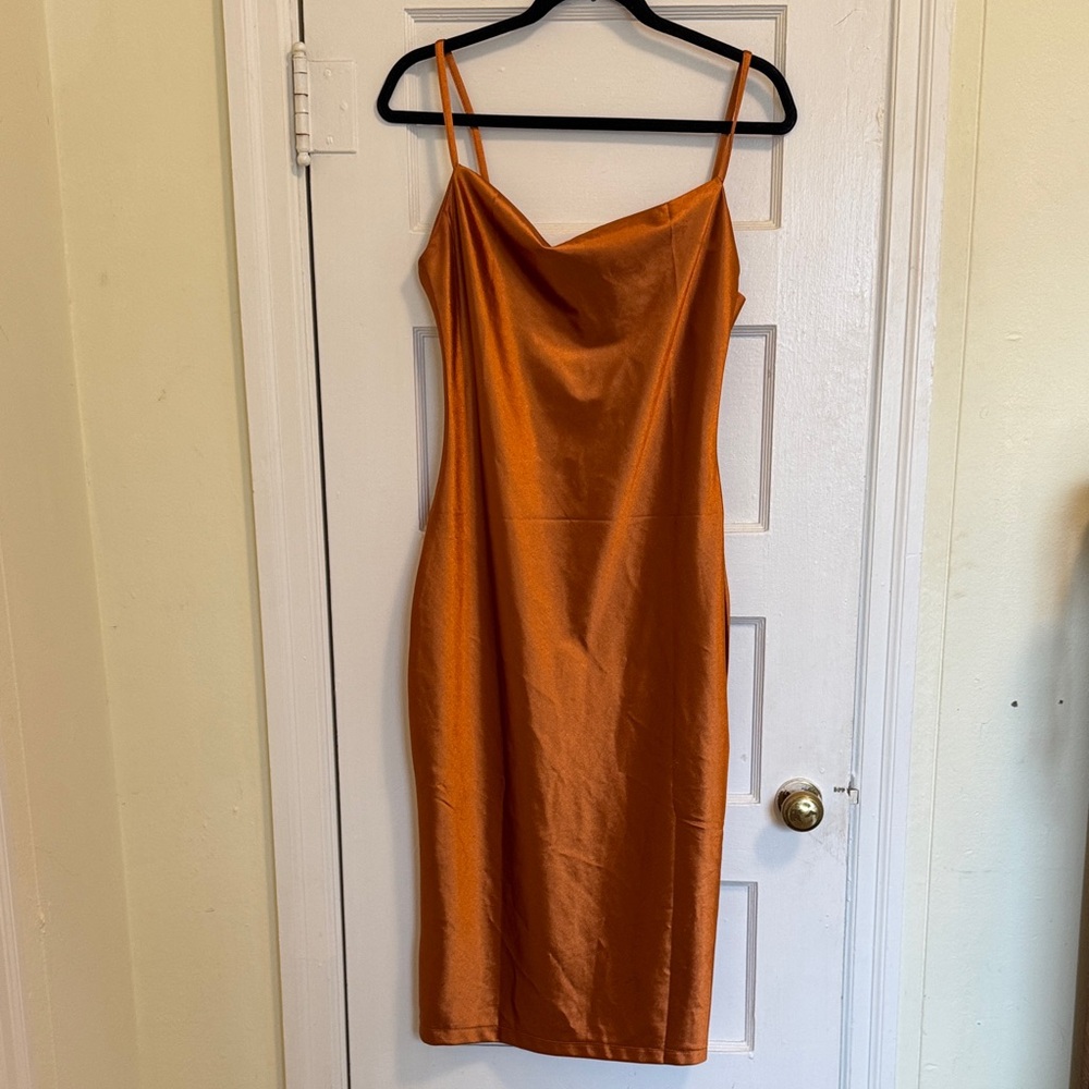 Chic Orange Midi Dress